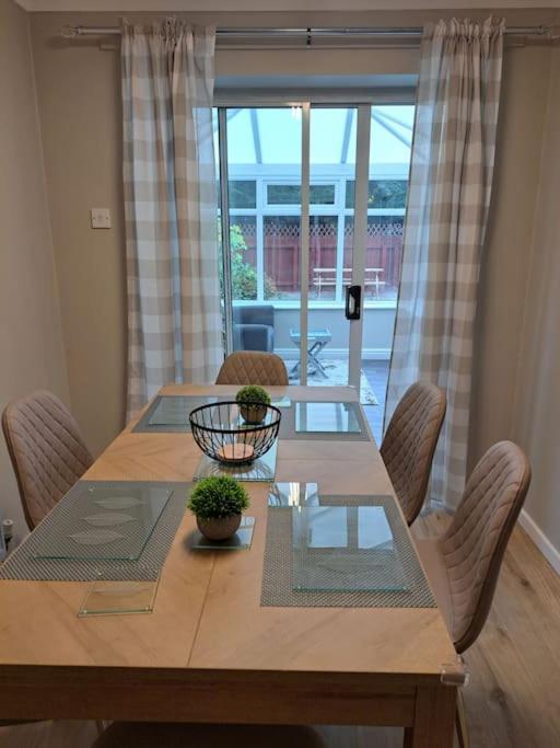 Modern Living In Hull Villa Kingston upon Hull ภายนอก รูปภาพ